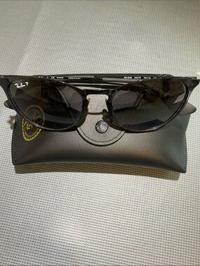 Ray-Ban Men’s Black Sunglasses with Dark Lenses